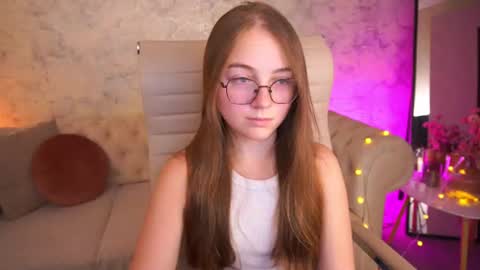 arrinawair online show from July 13, 2026, 7:11 am