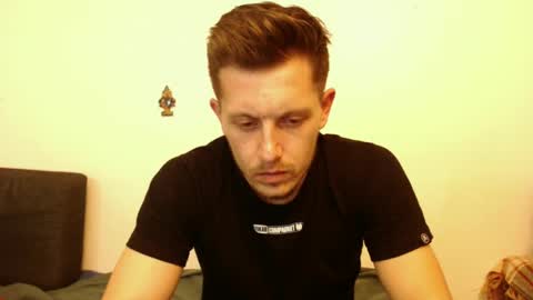 arromwilliam90 online show from January 23, 2025, 7:40 pm