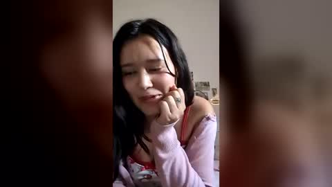 Snapshot of arrosemoi chatting on July 19, 2026, 11:36 am arrosemoi online show from July 19, 2026, 11:36 am