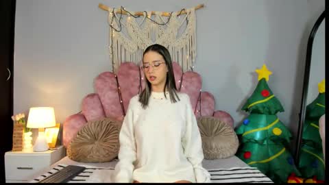 Lia Rose online show from November 28, 2025, 1:19 am