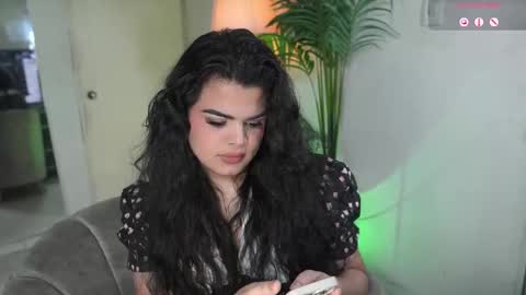 Snapshot of artechloe chatting on October 12, 2025, 9:58 pm Chloe online show from October 12, 2025, 9:58 pm