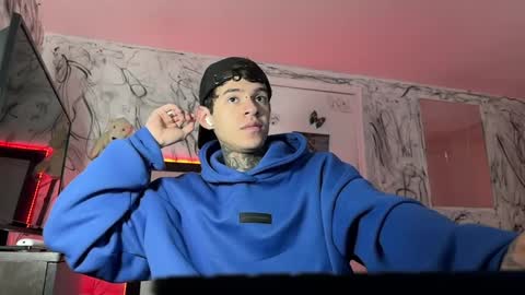   online show from February 5, 2025, 2:05 pm