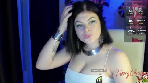 Snapshot of artemis696 chatting on December 19, 2025, 7:43 pm Artemis my pvt is open and lovense is active online show from December 19, 2025, 7:43 pm