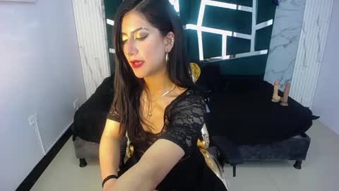 Snapshot of artemisa_ch1 chatting on January 15, 2025, 6:08 pm ARTEMISA online show from January 15, 2025, 6:08 pm