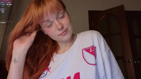 SEE U THURSDAY  online show from December 1, 2025, 9:09 pm