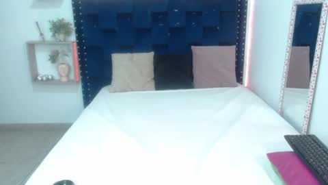 Snapshot of artemiza_love_ chatting on January 30, 2025, 12:16 pm artemiza online show from January 30, 2025, 12:16 pm