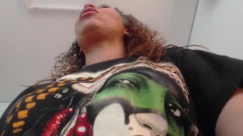 Snapshot of artemiza_love_ chatting on March 1, 2025, 12:23 pm artemiza online show from March 1, 2025, 12:23 pm