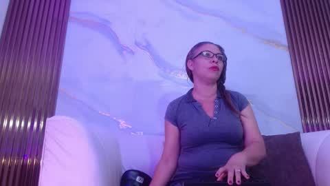 Snapshot of artemiza_love_ chatting on October 4, 2025, 12:14 pm artemiza online show from October 4, 2025, 12:14 pm