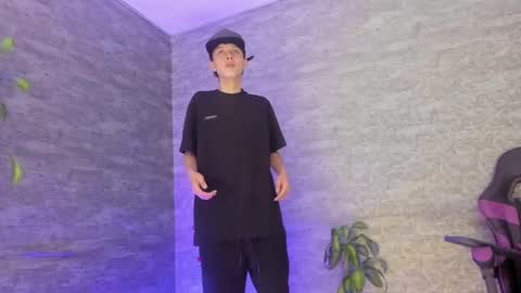 arthurcox_ online show from September 27, 2025, 6:13 pm