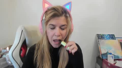 MIA online show from November 30, 2025, 12:31 pm