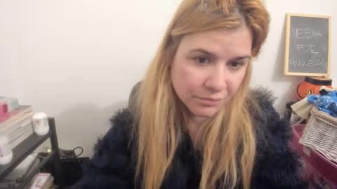 Snapshot of artsyandcraftsy_ chatting on March 20, 2026, 10:14 pm MIA online show from March 20, 2026, 10:14 pm