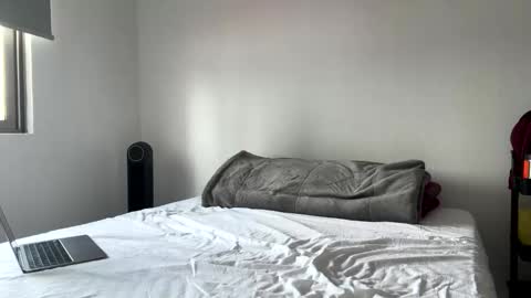 Andreias Lux online show from September 25, 2025, 7:06 pm