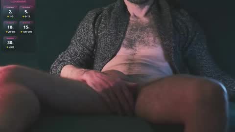 Snapshot of arty_cock chatting on March 12, 2025, 11:44 pm Arty Cock online show from March 12, 2025, 11:44 pm