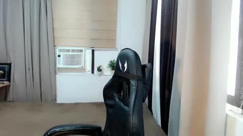 Snapshot of arya_lightning chatting on March 11, 2026, 4:18 am ARYA online show from March 11, 2026, 4:18 am