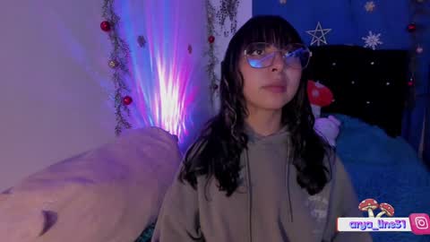 Snapshot of arya_line chatting on December 20, 2024, 1:36 am Arys online show from December 20, 2024, 1:36 am