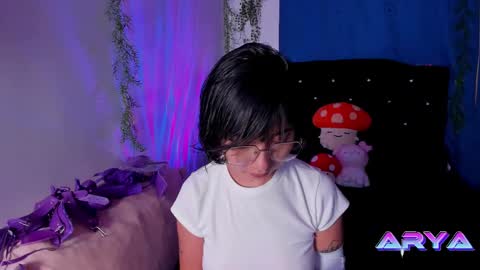 Snapshot of arya_line chatting on February 15, 2025, 5:09 am Arys online show from February 15, 2025, 5:09 am
