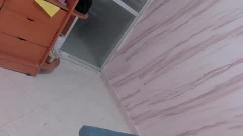 Snapshot of arya_nahalii chatting on February 9, 2026, 6:23 pm Ana online show from February 9, 2026, 6:23 pm