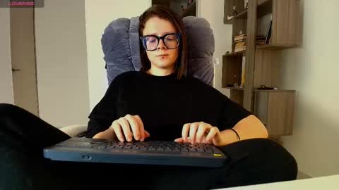 Ary 3 online show from November 7, 2025, 2:50 pm