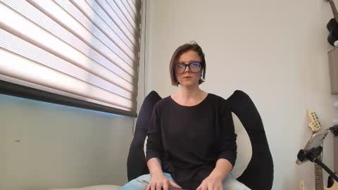 Snapshot of arya_starkw chatting on January 9, 2026, 2:42 pm Ary 3 online show from January 9, 2026, 2:42 pm