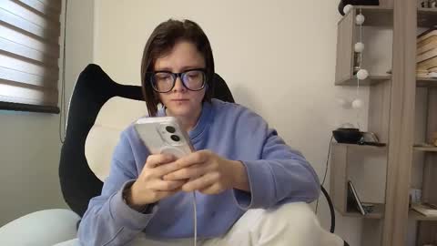 Snapshot of arya_starkw chatting on February 16, 2026, 1:07 pm Ary 3 online show from February 16, 2026, 1:07 pm