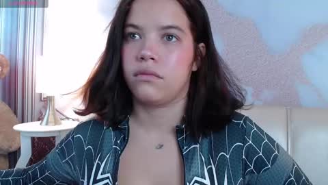 Snapshot of arybutty chatting on February 22, 2025, 12:40 pm Ary online show from February 22, 2025, 12:40 pm