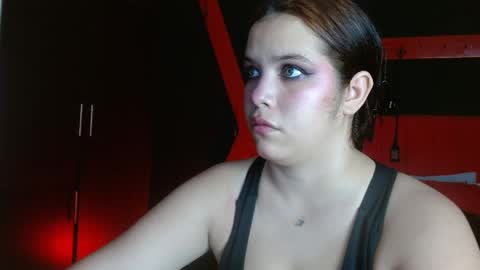 Snapshot of arybutty chatting on March 3, 2025, 12:16 pm Ary online show from March 3, 2025, 12:16 pm