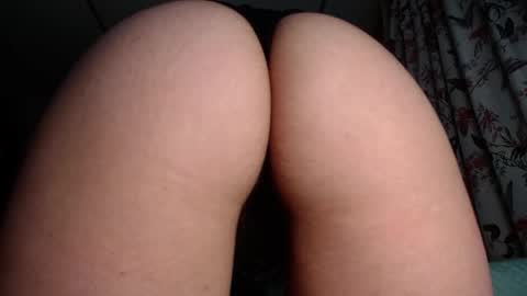 Snapshot of arygreey7 chatting on December 3, 2025, 12:29 am ximena online show from December 3, 2025, 12:29 am