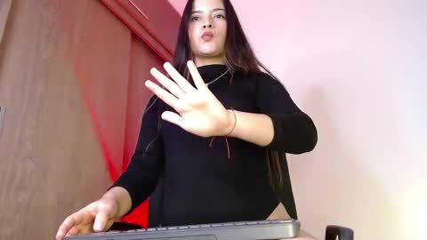 ximena online show from June 1, 2026, 1:29 am