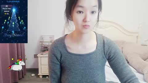 Lily online show from February 4, 2026, 4:29 am