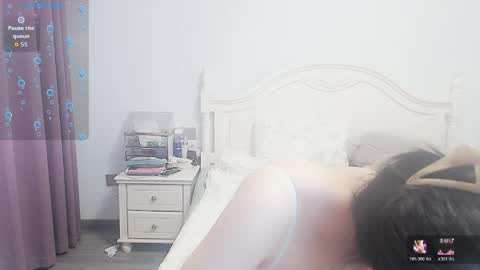 Lily online show from May 24, 2026, 3:33 am