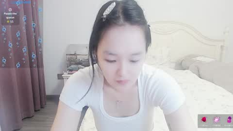 Lily online show from May 28, 2026, 3:59 am