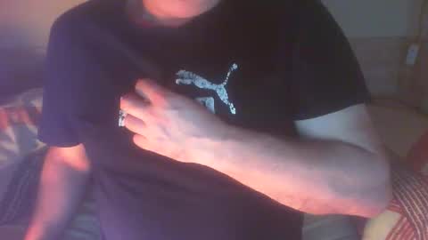 Snapshot of as3ix chatting on December 17, 2025, 2:01 pm as3ix online show from December 17, 2025, 2:01 pm