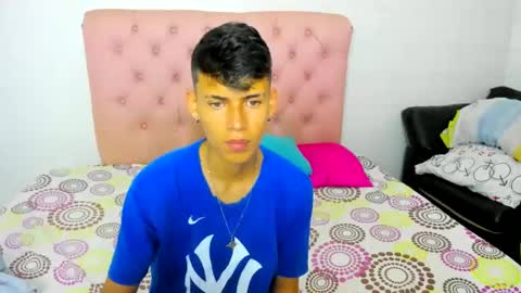 Snapshot of asbeell_grigory chatting on October 3, 2025, 9:34 pm asbeell grigory online show from October 3, 2025, 9:34 pm