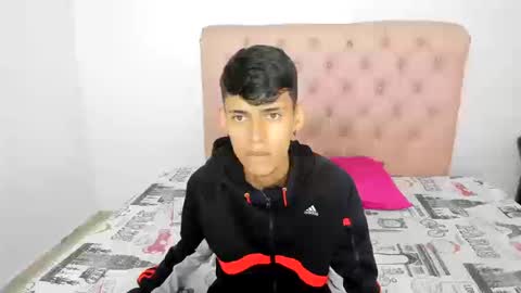 Snapshot of asbeell_grigory chatting on October 17, 2025, 9:06 pm asbeell grigory online show from October 17, 2025, 9:06 pm