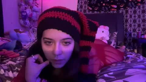 Snapshot of ascendingaura222 chatting on February 19, 2026, 3:57 am ascendingaura222 online show from February 19, 2026, 3:57 am