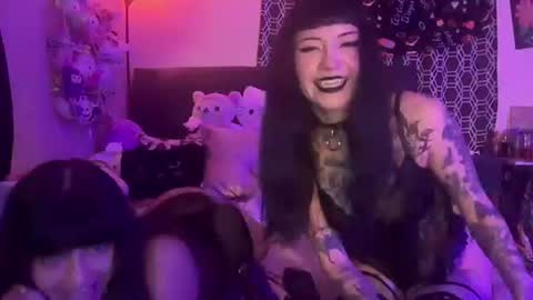 Snapshot of ascendingaura222 chatting on February 27, 2026, 6:57 am ascendingaura222 online show from February 27, 2026, 6:57 am