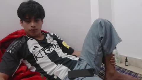 Snapshot of ash2730 chatting on February 8, 2026, 4:54 pm ash2730 online show from February 8, 2026, 4:54 pm