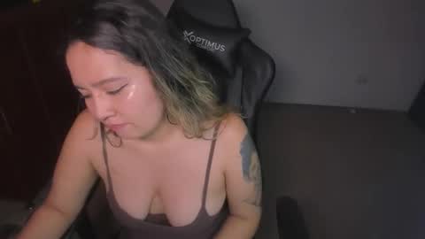 ash_smith1 online show from September 14, 2025, 1:49 am