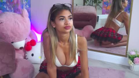 Snapshot of ashayuva chatting on November 12, 2025, 11:54 am Asha online show from November 12, 2025, 11:54 am