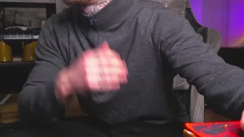Snapshot of asher_88 chatting on January 20, 2025, 2:14 pm Jerk Machine online show from January 20, 2025, 2:14 pm