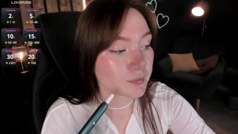 Ash online show from September 17, 2025, 12:07 pm