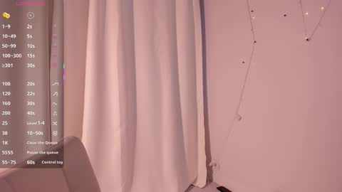 Ash online show from November 1, 2025, 12:18 pm