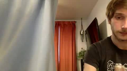 Snapshot of ashingwest97 chatting on March 1, 2026, 11:40 pm Ashing online show from March 1, 2026, 11:40 pm