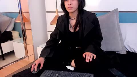 Snapshot of ashkoreh chatting on November 8, 2025, 10:30 pm Ashkoreh online show from November 8, 2025, 10:30 pm