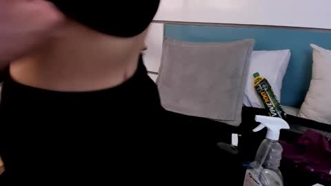 Snapshot of ashkoreh chatting on November 23, 2025, 7:13 pm Ashkoreh online show from November 23, 2025, 7:13 pm