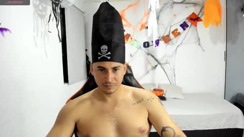 ashlan_king online show from October 17, 2025, 2:37 am