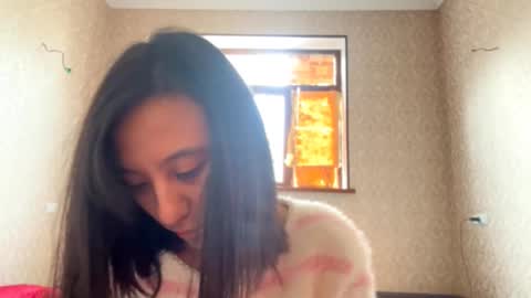 Snapshot of ashleebaxa chatting on October 26, 2025, 6:08 am Astrid online show from October 26, 2025, 6:08 am