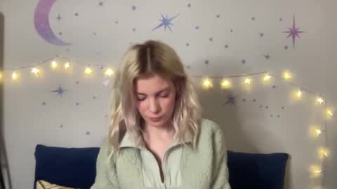 Snapshot of ashleebby818 chatting on February 16, 2026, 9:55 pm Ashlee online show from February 16, 2026, 9:55 pm