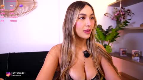 Nay online show from November 12, 2025, 11:14 pm