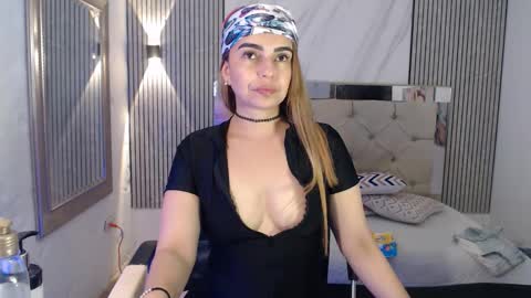Snapshot of ashley__tylor chatting on January 5, 2026, 10:35 pm ashley__tylor online show from January 5, 2026, 10:35 pm